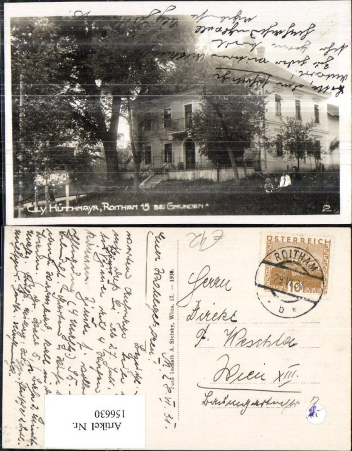 156630,Foto Ak Familie vor Haus Cily Hüthmayr Roitham 15 b. Gmunden 131