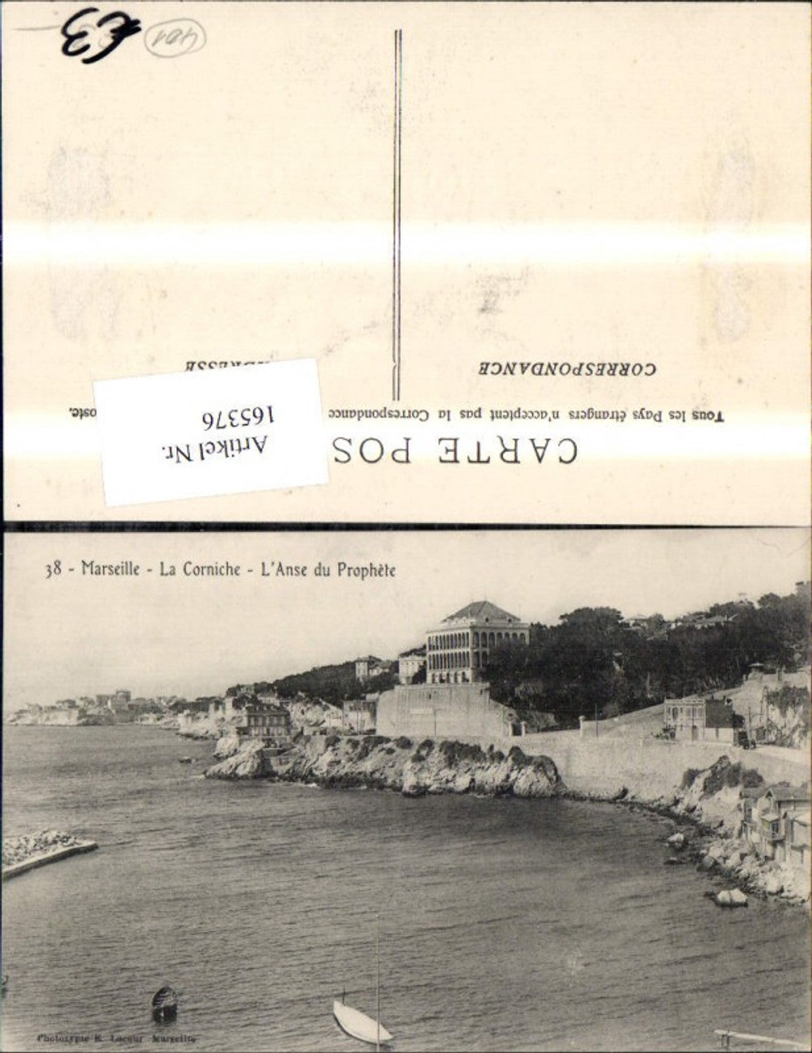 165376,Marseille La Corniche L Anse du Prophete Boote