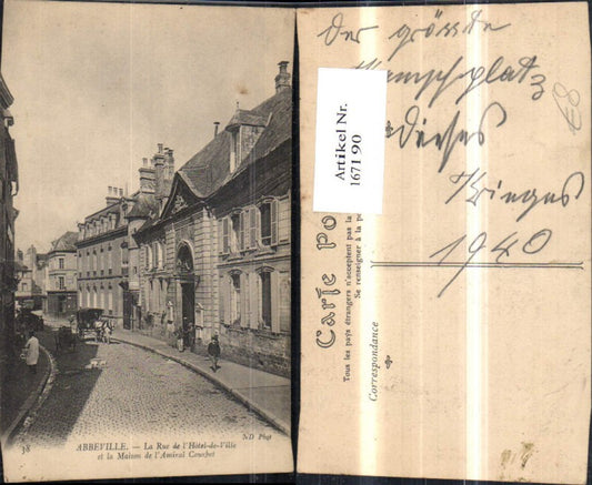 167190,Abbeville La Rue de l Hotel de Ville et la Maison de l Amiral Courbet Strassenansicht Kutsche Personen 1940