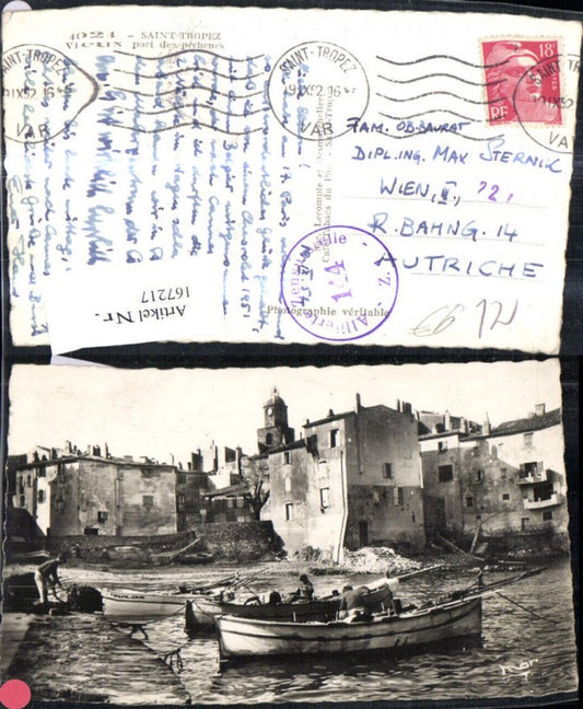 167217,Saint Tropez Vieux port des pecheurs 1952 Hafen Boote Personen