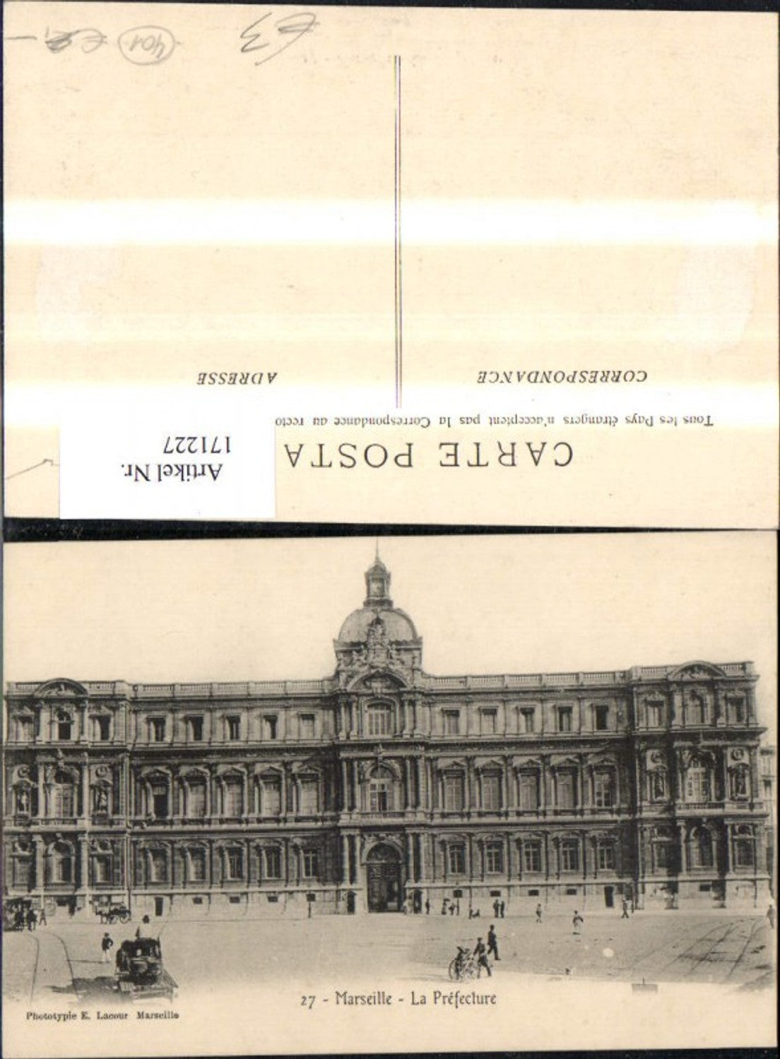 171227,Marseille La Prefecture Gebäude m. Personen Platz