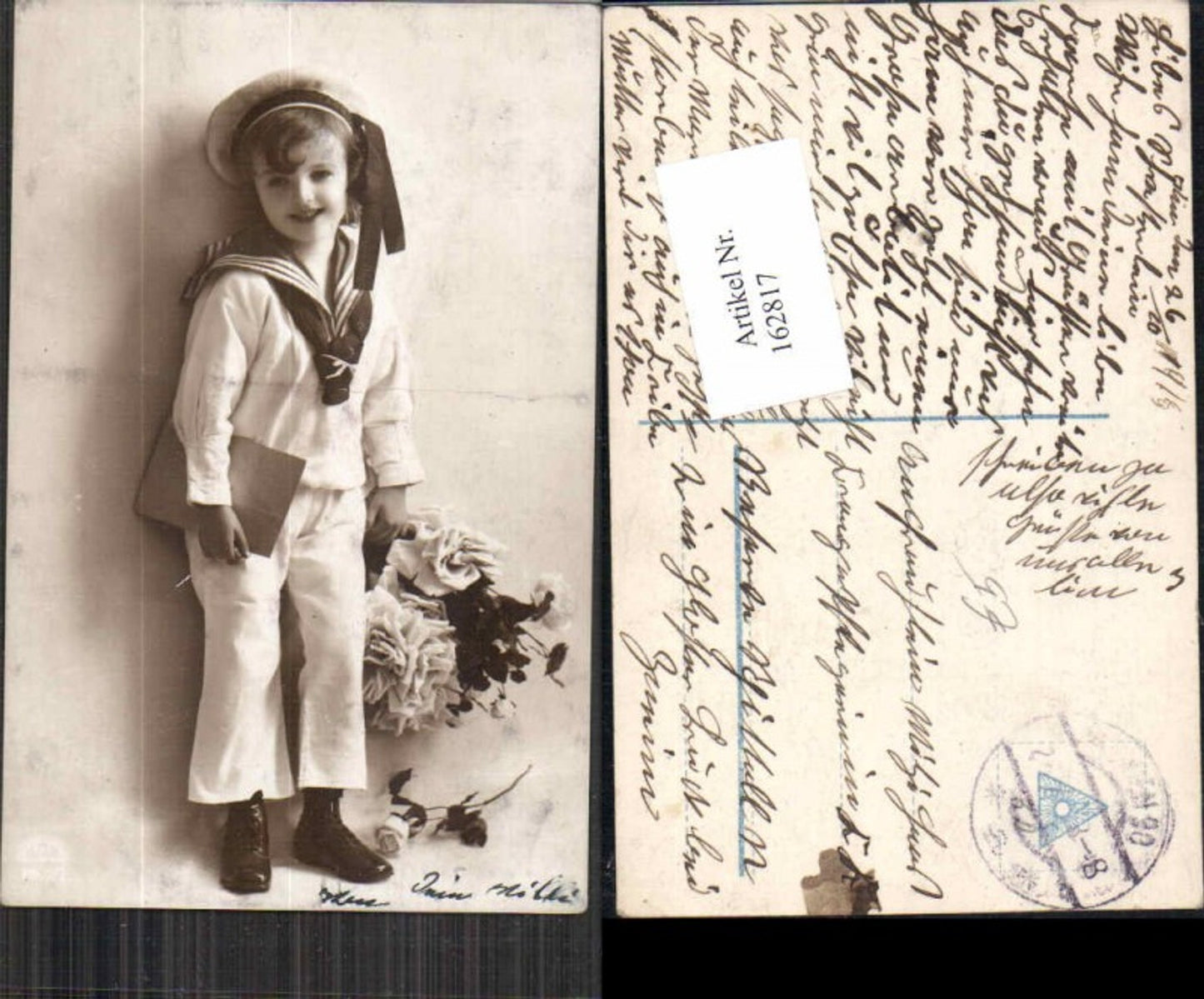 162817,Mädchen in Matrosen Seemann Uniform Blumen Rosen