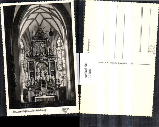 179788,Mondsee Stiftskirche Mittelschiff Innenanischt Altar pub Brandt 9697