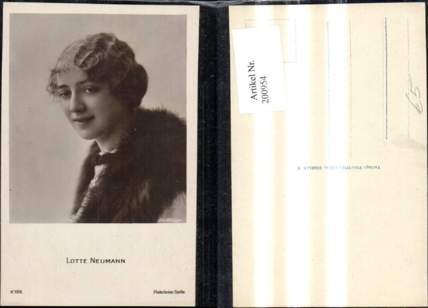 200954,Lotte Neumann m. Pelzstola