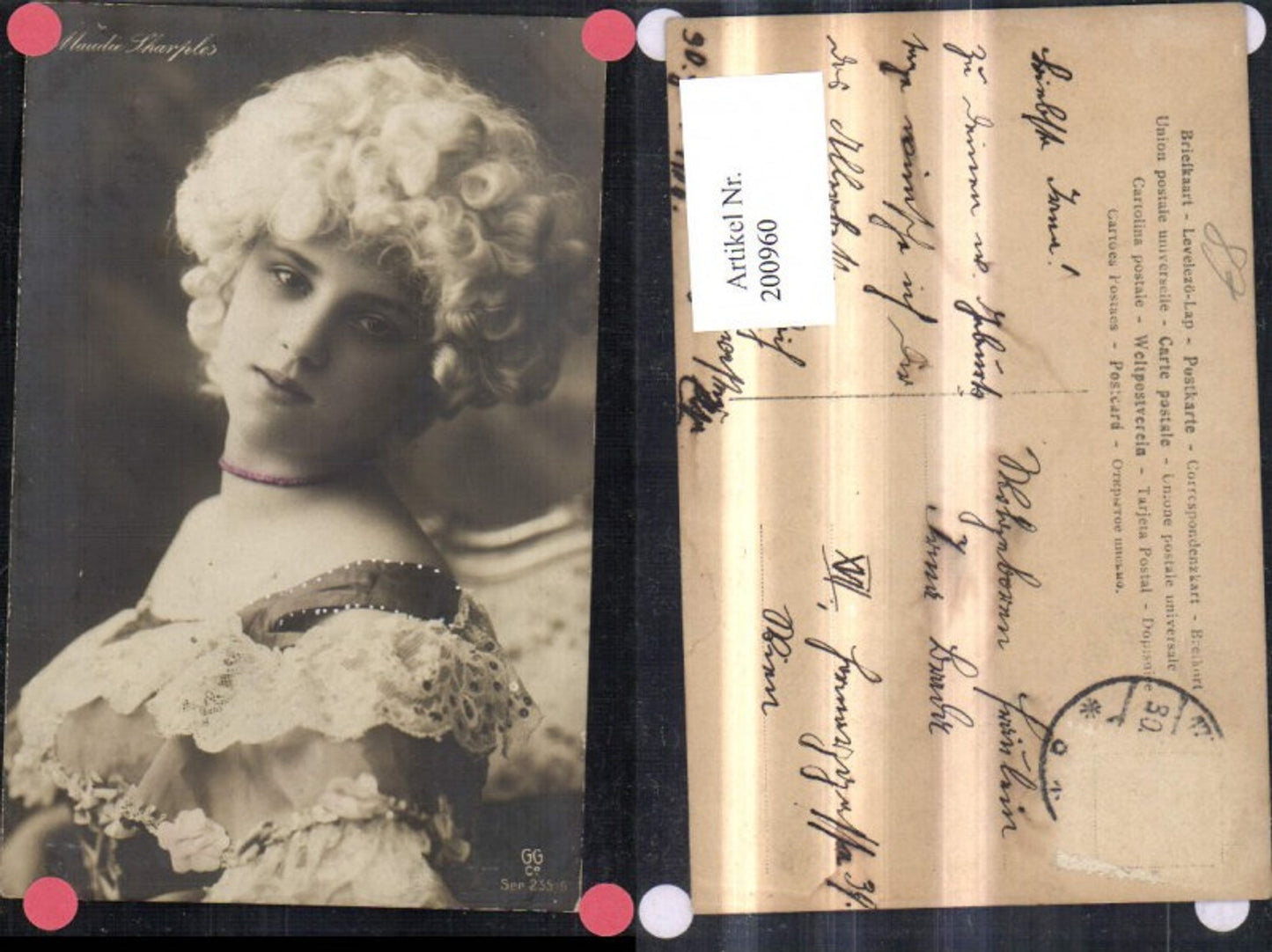 200960,Maudie Sharpeles m. Perücke Kleid