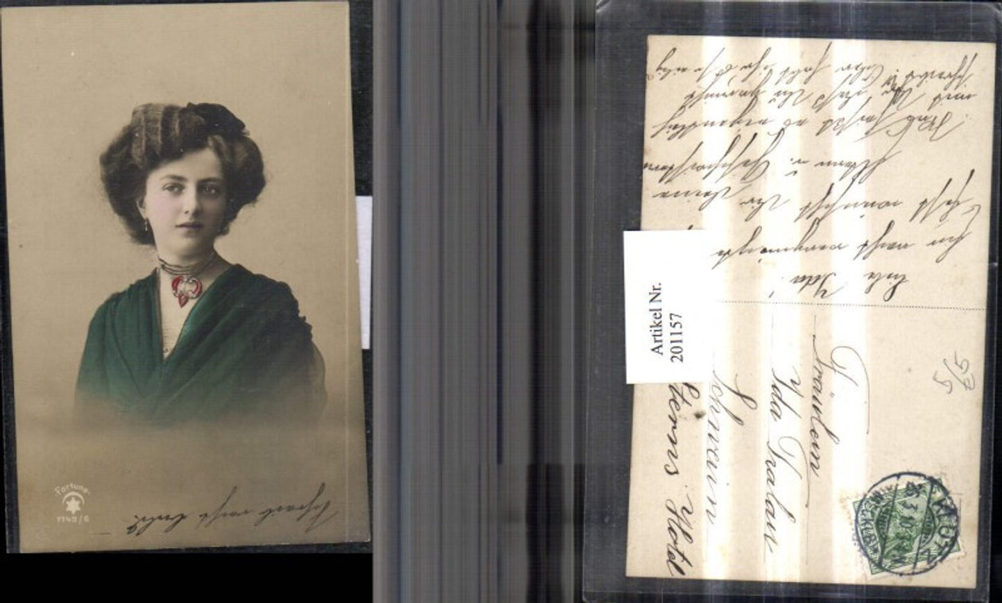 201157, Woman with necklace and earrings, portrait