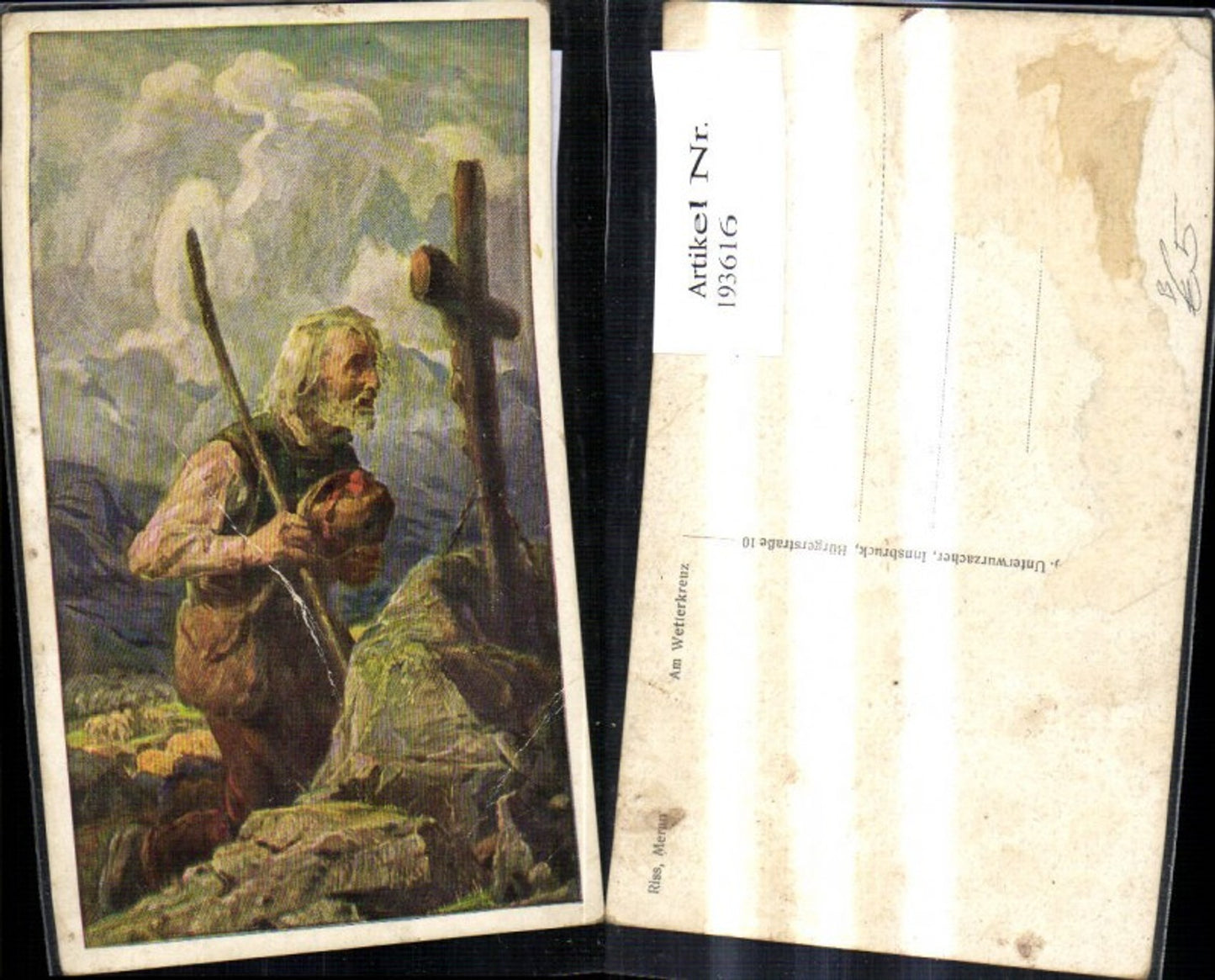 193616,Künstler Ak Riss Am Wetterkreuz Mann m. Kreuz Bergkulisse