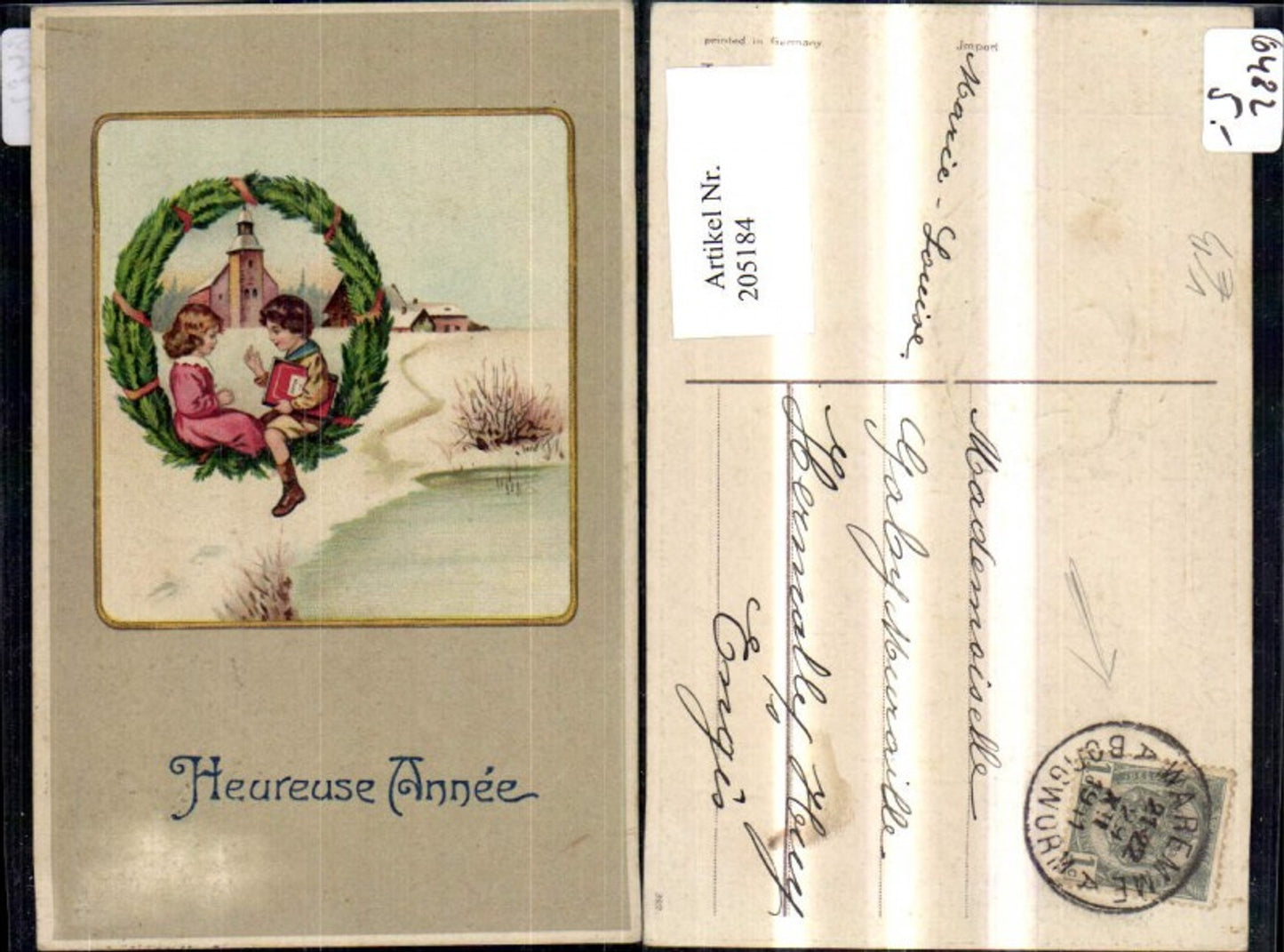 205184,Präge Ak Winterdorf Kinder sitzen i. Tannenkranz Heureuse Annee Passepartout pub HWB 9013
