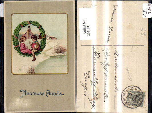 205184,Präge Ak Winterdorf Kinder sitzen i. Tannenkranz Heureuse Annee Passepartout pub HWB 9013