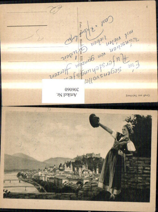 206060,Salzburg Teilansicht Frau in Tracht m. Hut