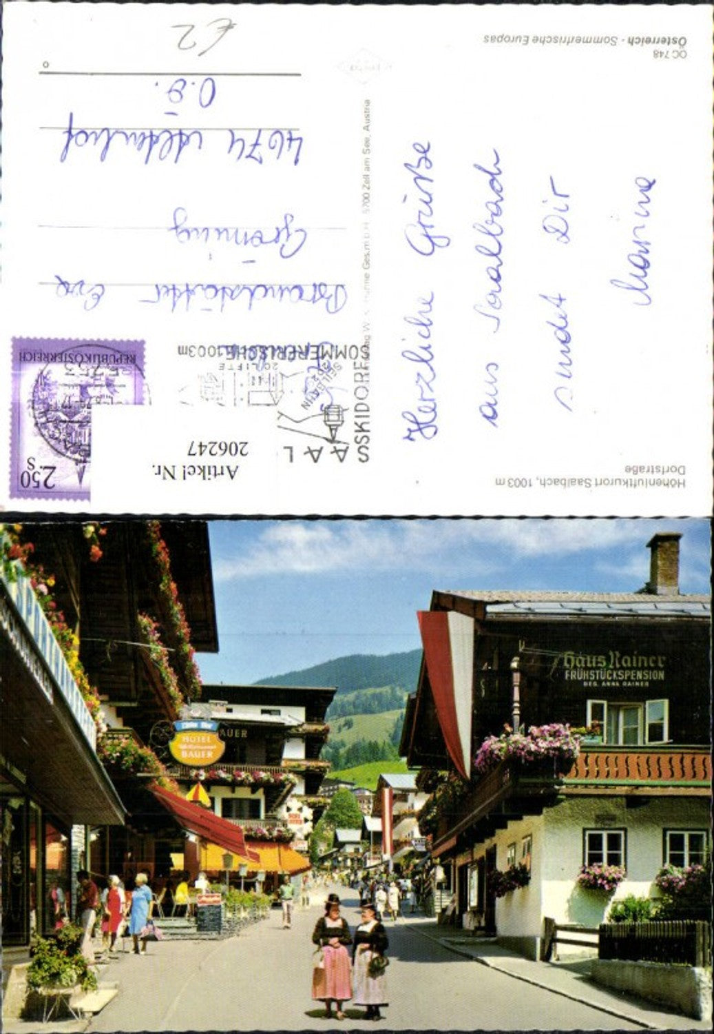 206247,Saalbach Dorfstraße m. Personen Tracht Dirndl Typen Hotel Bauer Haus Rainer