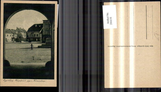 206638,Eggenburg Hauptplatz geg. Kremserstrasse Ansicht m. Torbogen i. Vordergrund Personen Kutsche Brunnen