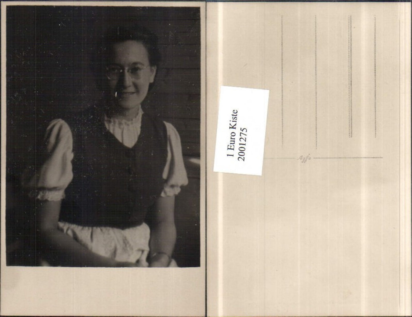 2001275,Foto AK Frau m. Brille Portrait