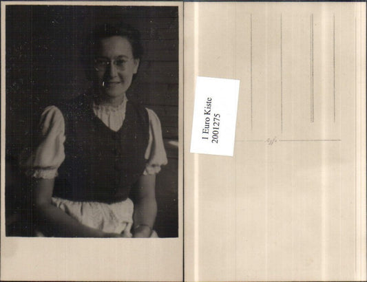 2001275,Foto AK Frau m. Brille Portrait