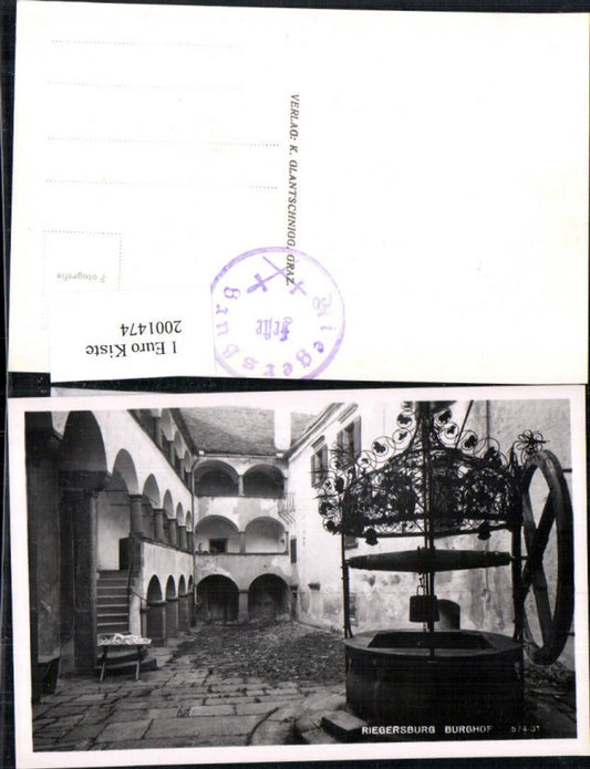 2001474,Riegersburg Burghof Burg Arkaden Brunnen