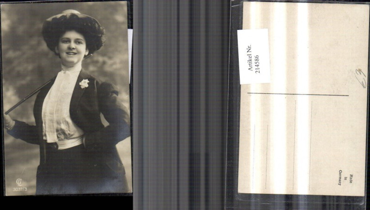 214586,Foto Ak Frau m. Hut Spazierstock