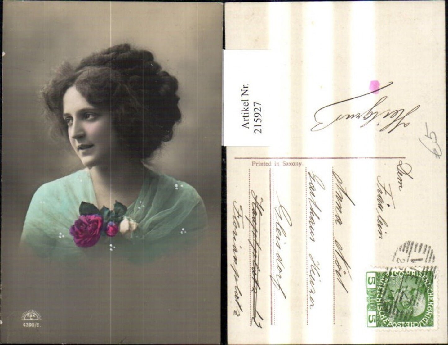 215927,Frau Portrait Rosen a. Kleid