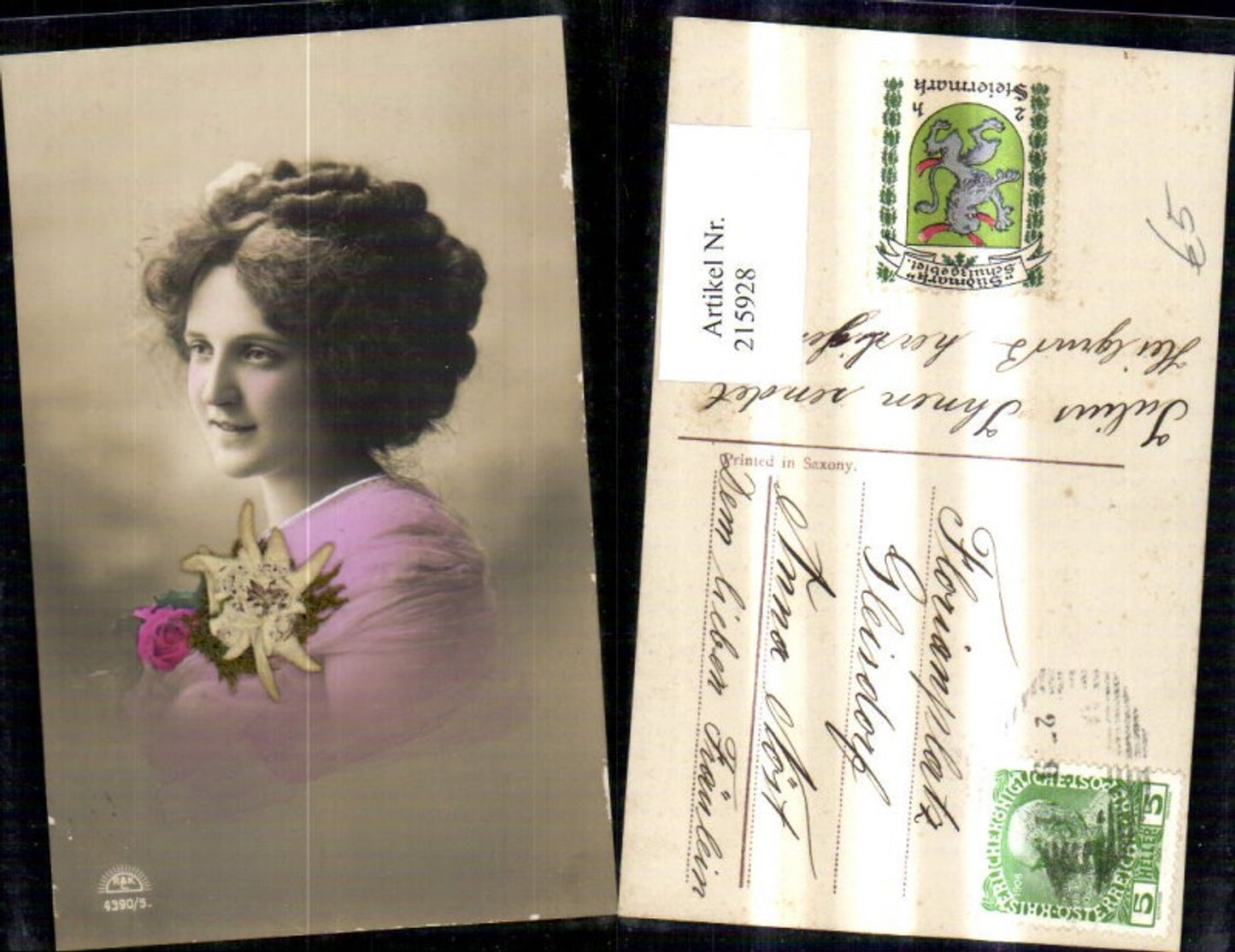 215928,Frau Portrait Rosen a. Kleid echtes Edelweiß aufgeklebt