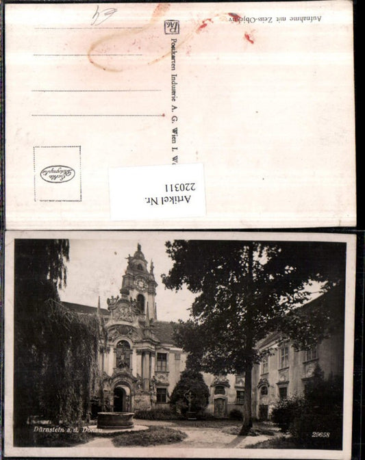 220311,Dürnstein a. d. Donau Kirche Hof Brunnen