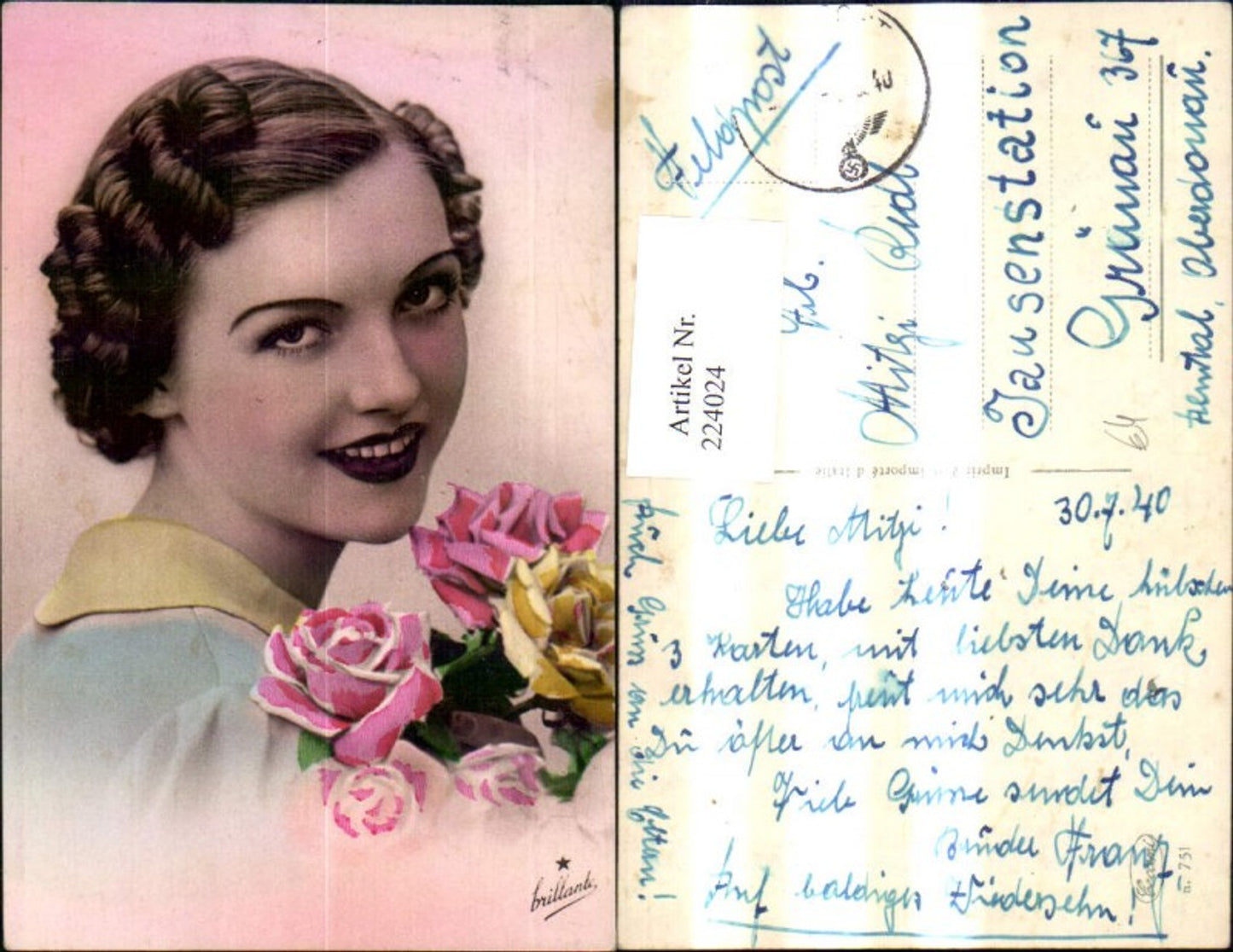 224024,Frau Portrait Rosen Geschminktes Gesicht Flechtfrisur Mode
