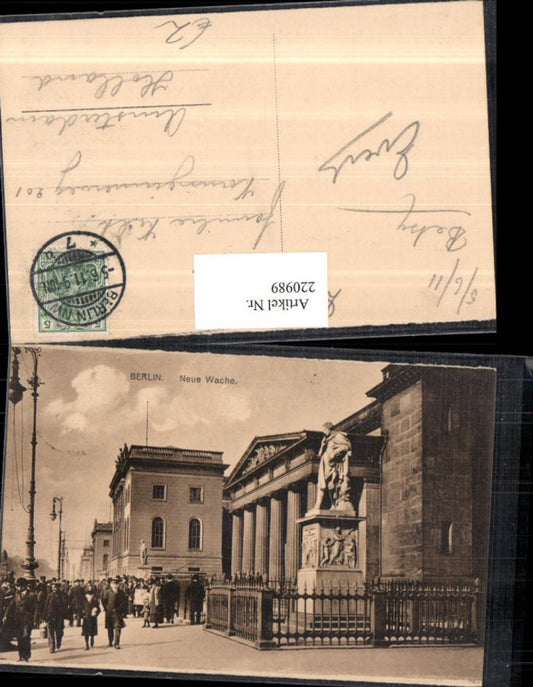 220989,Berlin Neue Wache Statuen