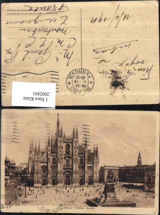 2002891,Milano Piazza Duomo Mailänder Dom Denkmal