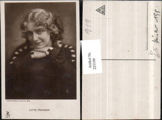 225199,Schauspielerin Lotte Neumann Portrait pub RPH 194/1
