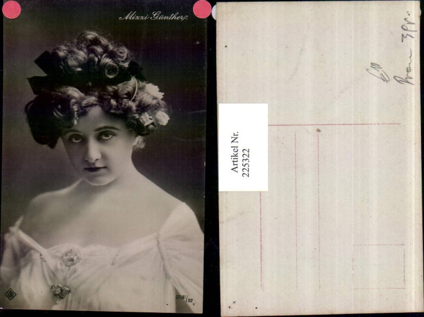 225322,Schauspielerin u. Sängerin Mizzi Günther Portrait