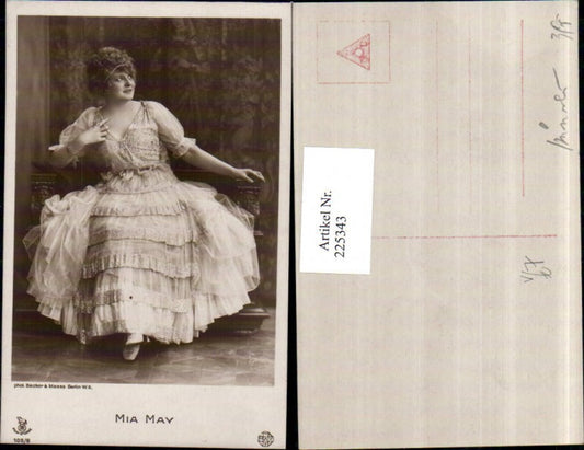 225343,Schauspielerin Mia May im Kleid pub RPH 105/6