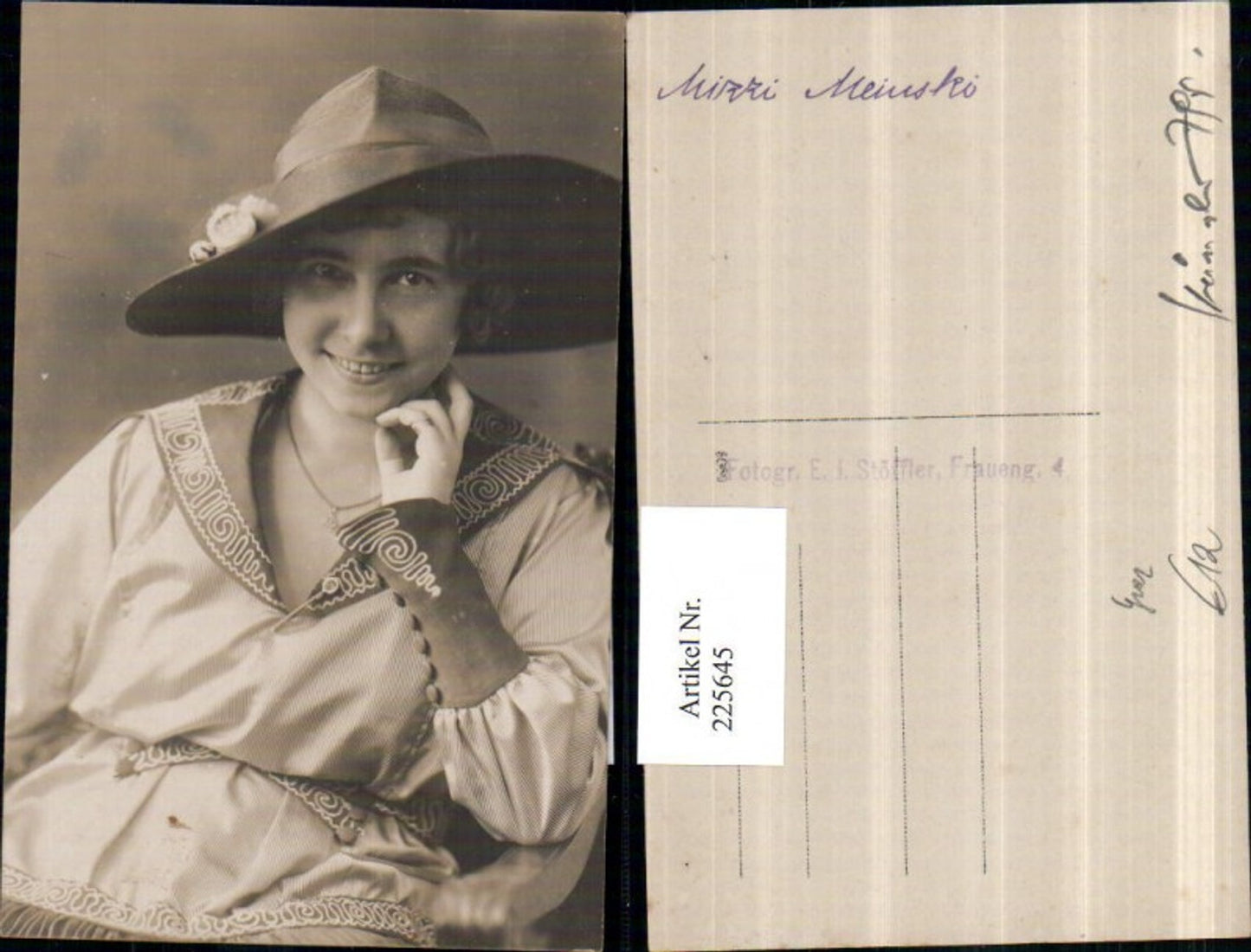 225645,Portrait Mizzi Meinski m. Hut Graz Theater