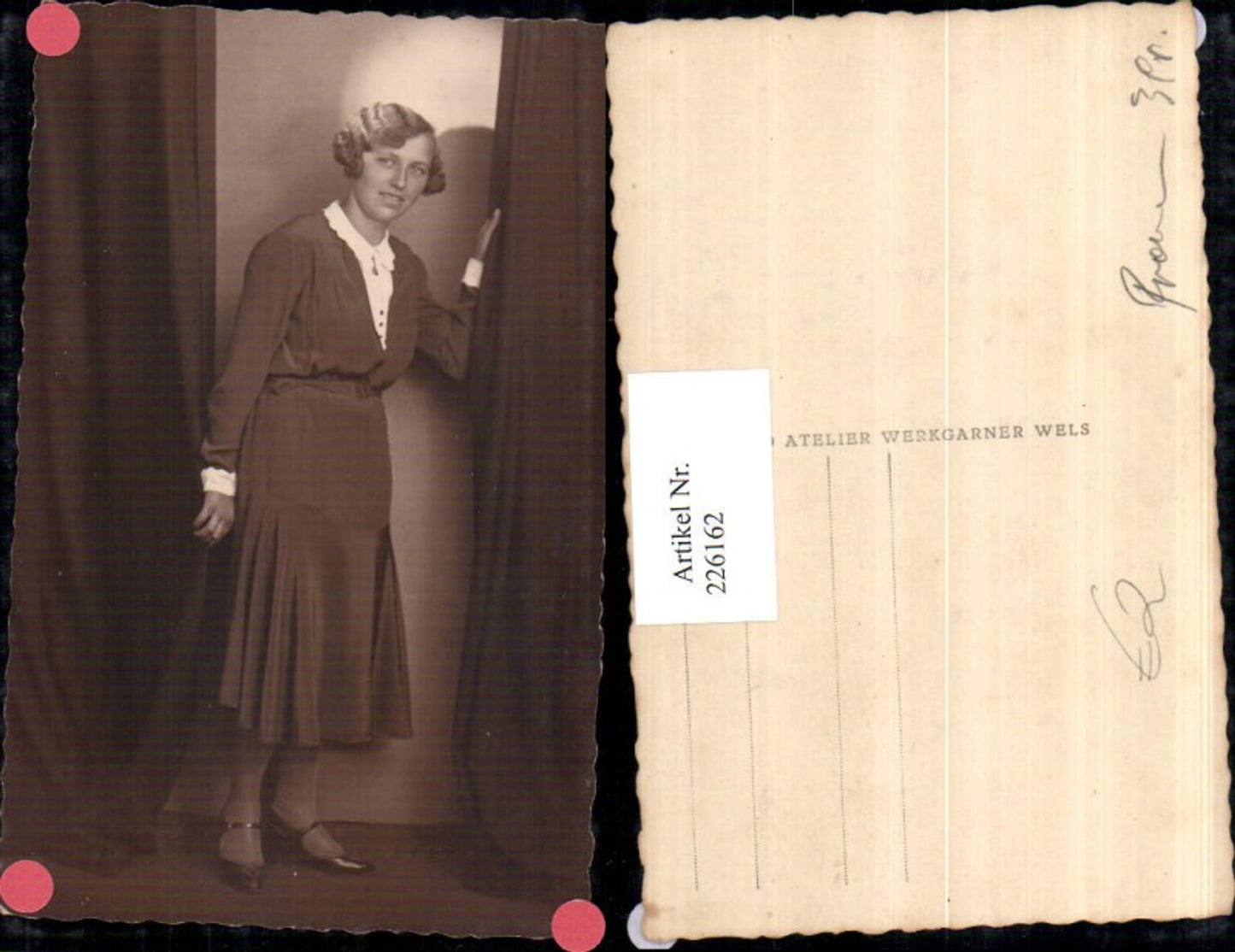 226162, Woman in dress, pub photo studio Werkgarner Wels