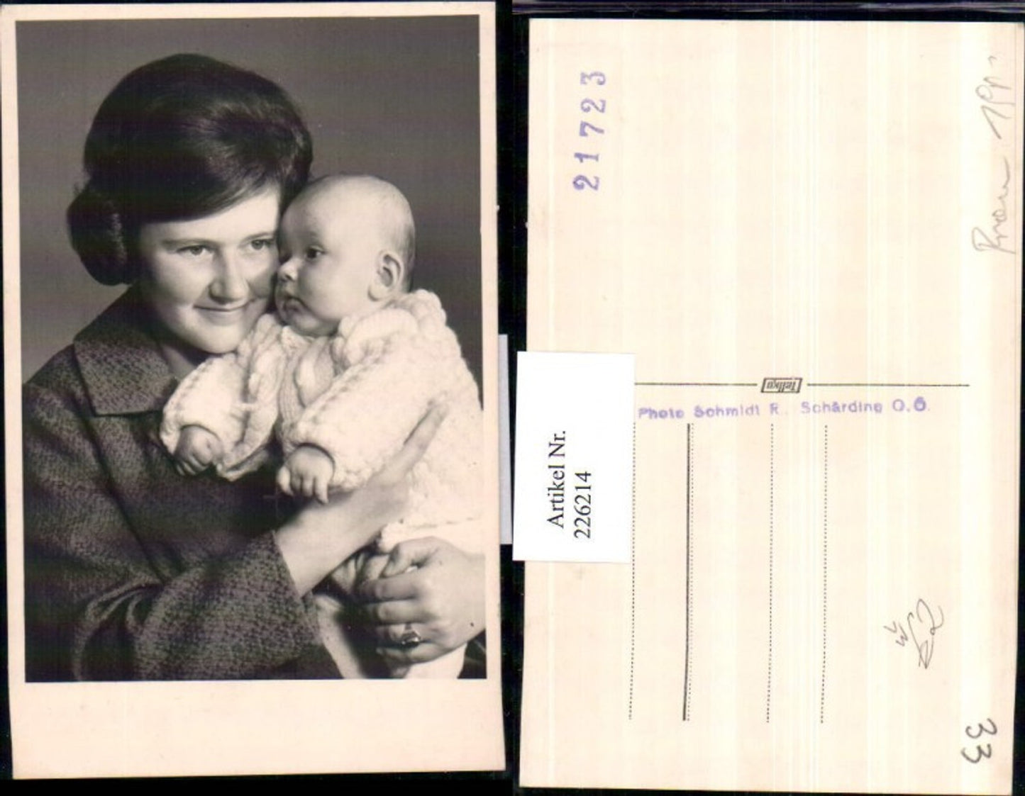 226214,Frau Mutter m. Kind Portrait pub Photo Schmidt R. Schärding