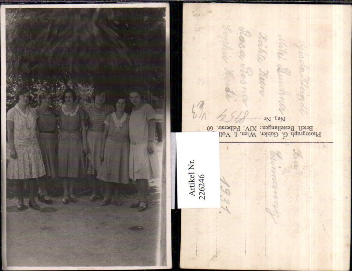 226246,Frauen m. Kleider pub g. Gabler Wien 1931