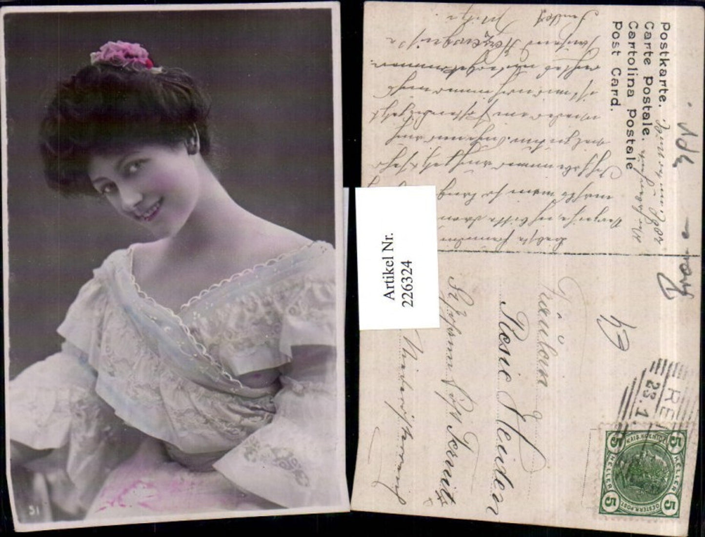 226324,Frau Mädchen m. Blumen i. d. Haaren Portrait