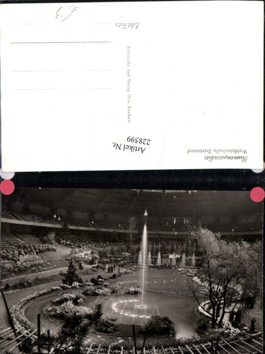 228599,Blumenparadies Westfalenhalle Dortmund Fontäne