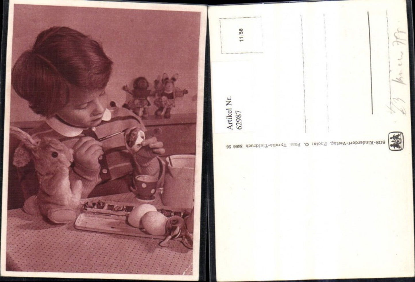 62987,SOS Kinderdorf 11/56 Mädchen bemalt Ostereier Plüschhase Wasserfarben Ostern