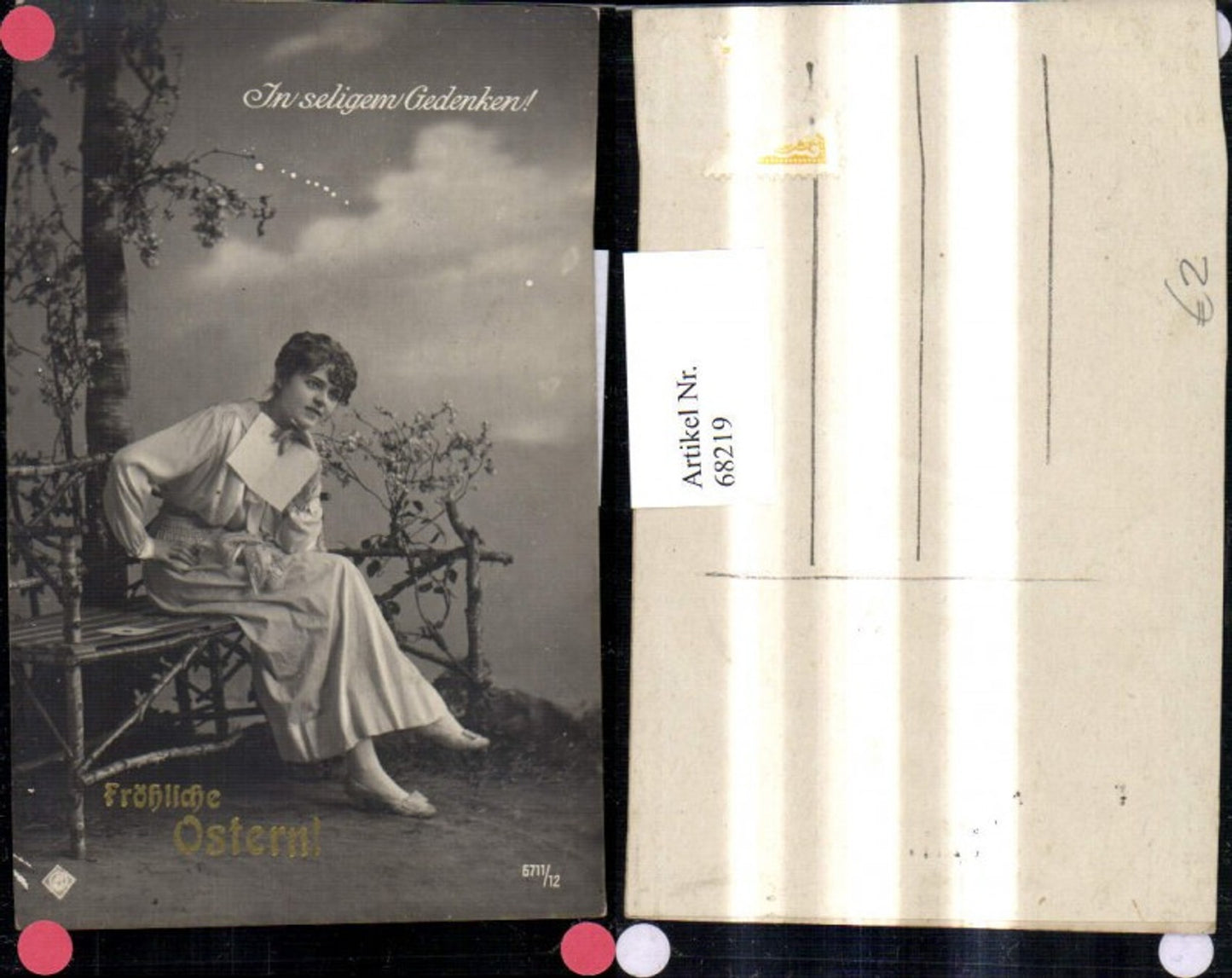 68219,Ostern Frau a. Bank m. Brief Birke Baum