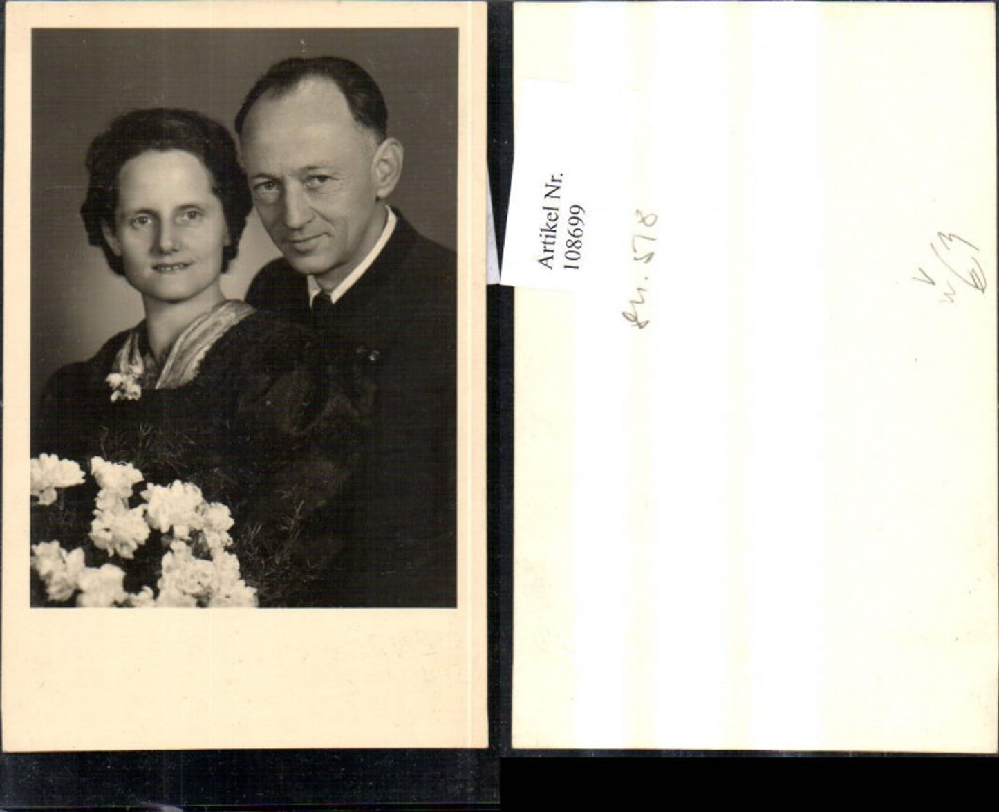 108699,Foto Paar Hochzeitsfoto Blumen Strauß pub Foto Fürst Leoben