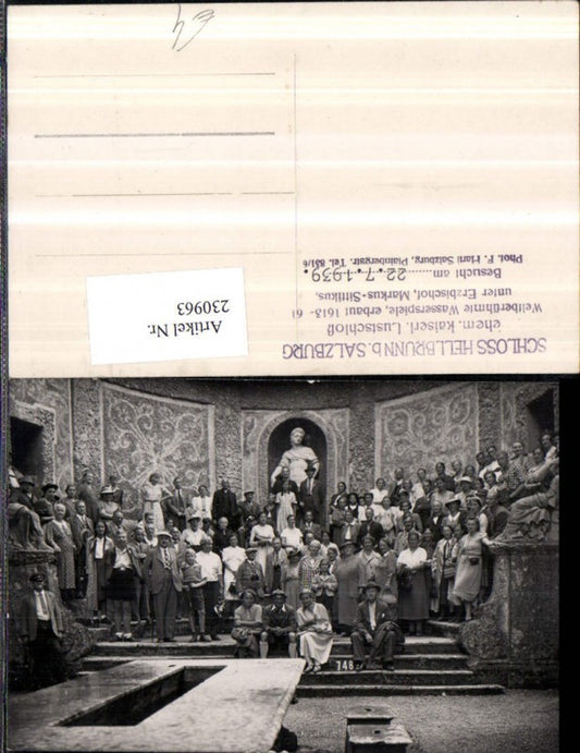 230963, Salzburg Hellbrunn Palace People Group photo