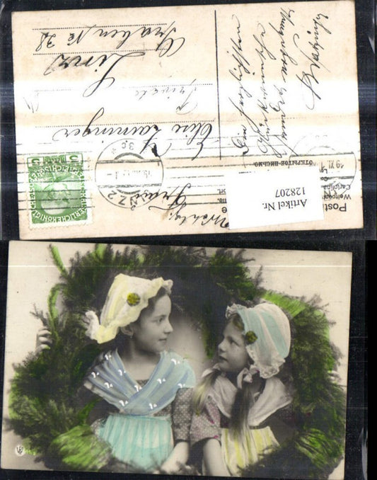 128207,Kinder Mädchen m. Hauben m. Tannenkranz