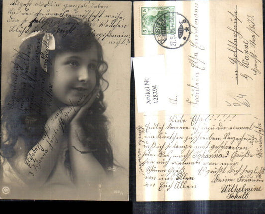 128294,Kind Mädchen brauner Lockenkopf Haarschleife Portrait pub NPG 990/1