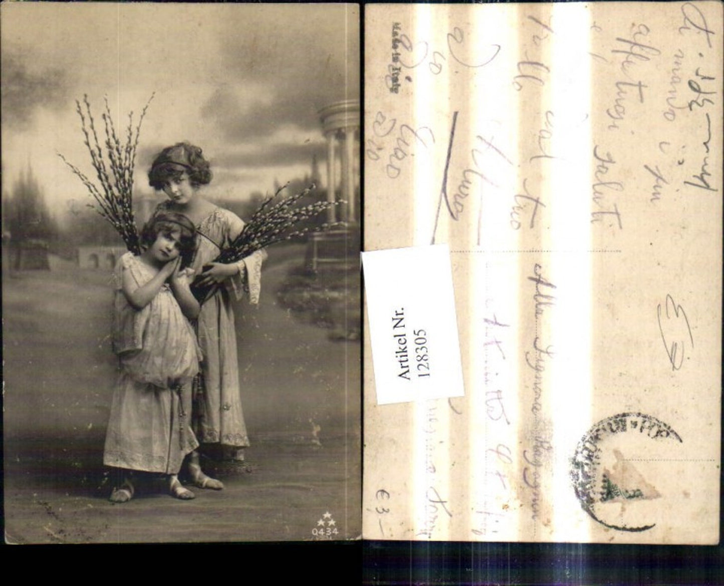 128305,Kinder Mädchen i. Kleidern Palmkätzchen Zweige Weide Sandalen