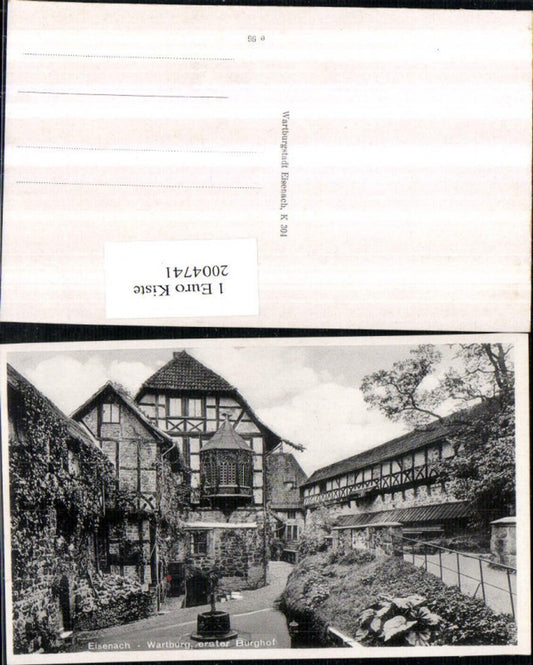 2004741,Eisenach Wartburg Burg Burghof Brunnen Erker