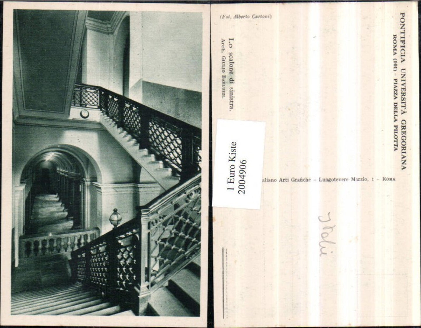 2004906,Roma Rom Piazza della Pilotta Lo scalone di sinistra Treppen Stiegen