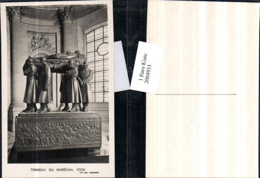 2004933,Paris Invalidendom Tombeau du Marechal Foch Grabmal