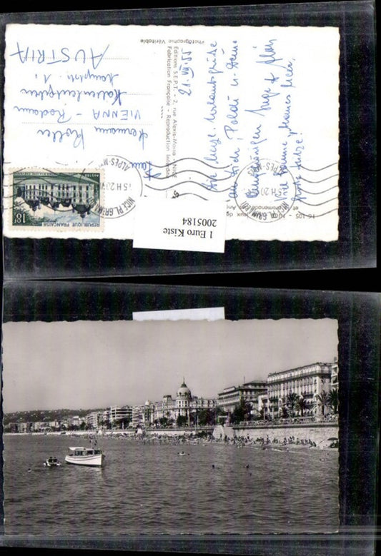 2005184,Nice Les jeux de la plage et la promenade des Anglais Strand