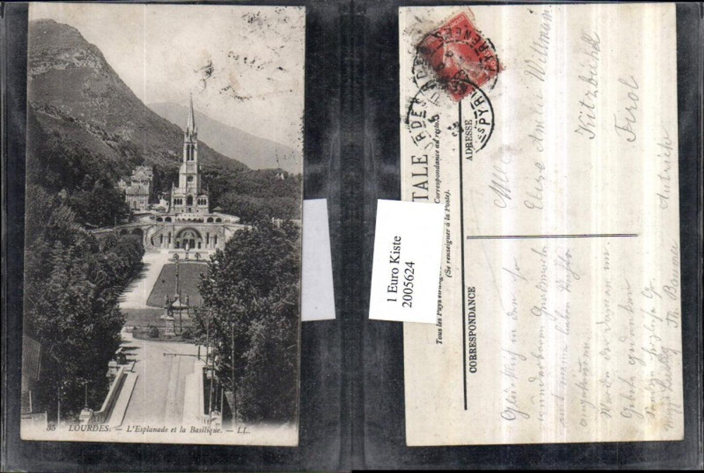 2005624,Lourdes L'Esplanade et la Basilique Kirche