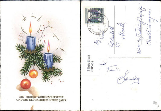 2005638,Weihnachten Neujahr Kerzen Tannenzweig Weihnachtsbaumkugeln