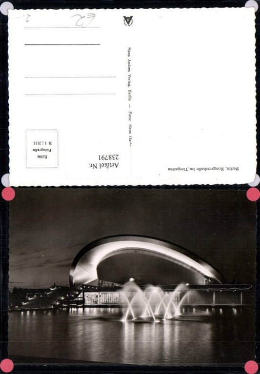 238791,Berlin Kongresshalle im Tiergarten Springbrunnen