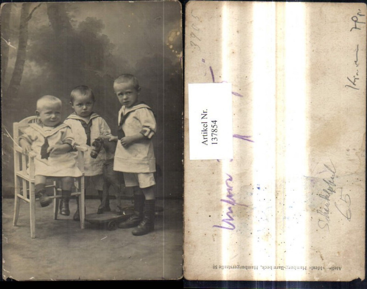 137854,Buben Jungen Uniform Matrosenanzug Schaukelpferd